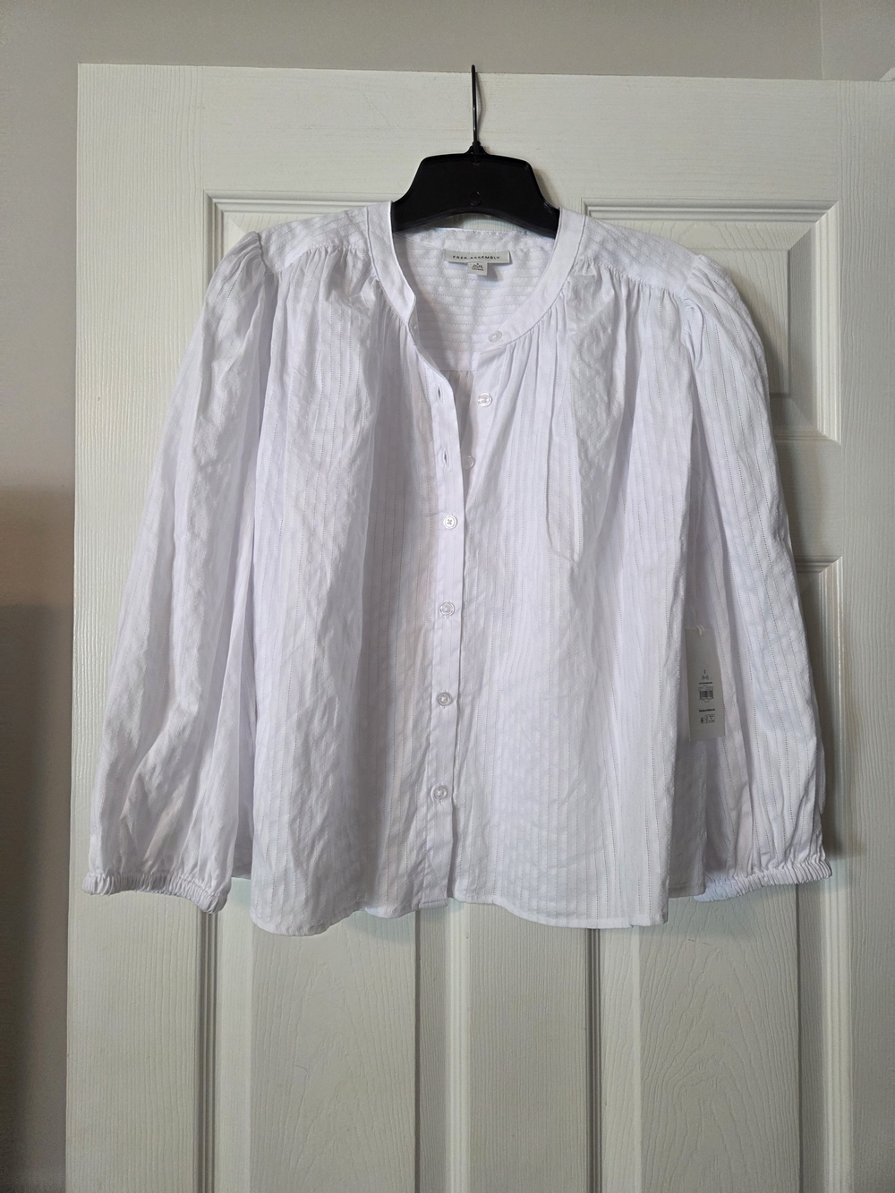 White Womens Button-Front Blouse - Classic Cotton